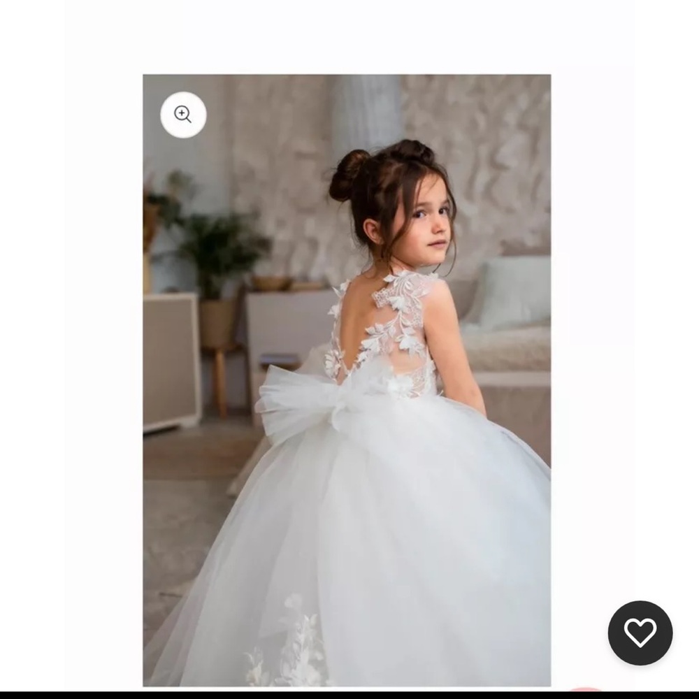 Flower girl dress by Ellie Dresses (train not included) size 1
